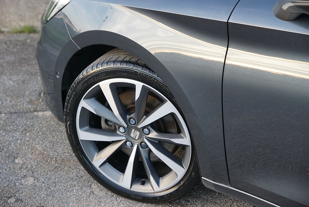 Seat Leon Sportstourer 1.5 eTSI FR Cockpit Drag B-Kamera