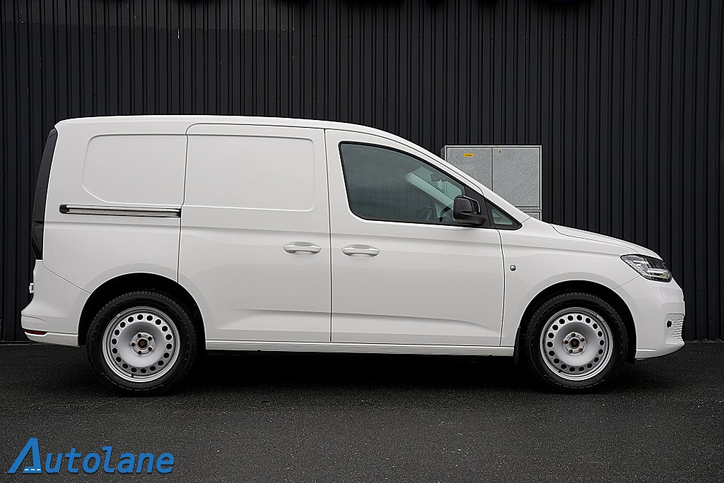 Volkswagen Caddy Cargo 2.0 TDI 4Motion Sommarkampanj 4,99%