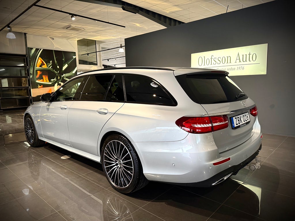 Mercedes-Benz E 220d 4MATIC AMG Glastak Värmare Burmester Sound - bild 3