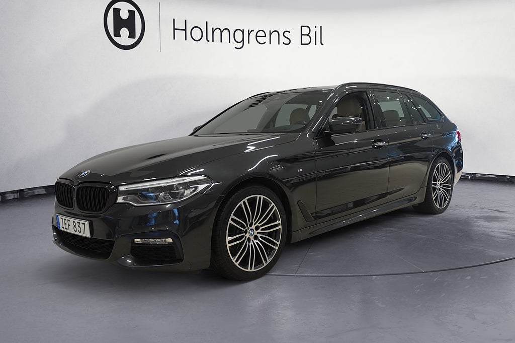 BMW 530 i xDrive Touring 530 i Innovation M-Sport Pano Drag Värmare |