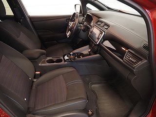 Halvkombi Nissan Leaf 9 av 21