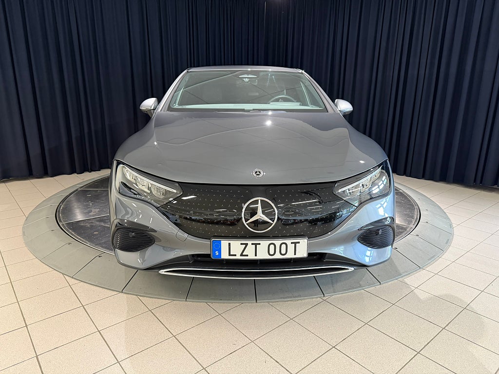 Mercedes-Benz EQE300 2023 - miniatyr 3