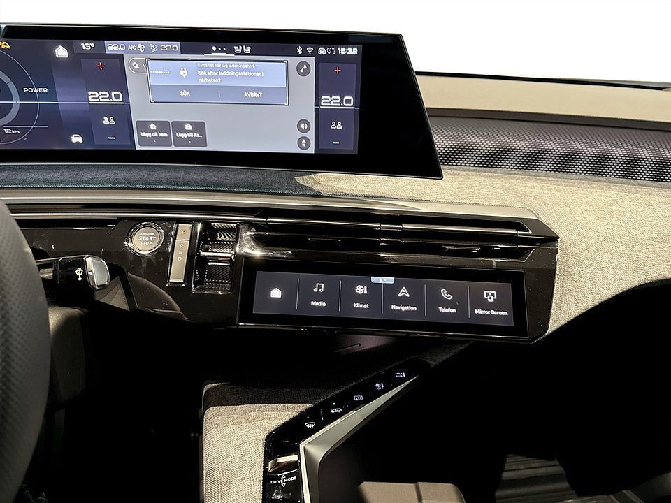 Bild på Peugeot E-3008 GT 214hk Aut KAMPANJRÄNTA 3,99%