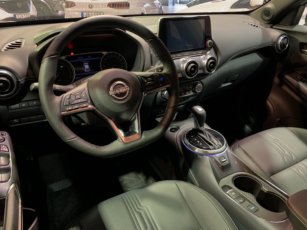 Nissan Juke Hybrid | TEKNA | 19" | BOSE | Läder | MOMS 2024