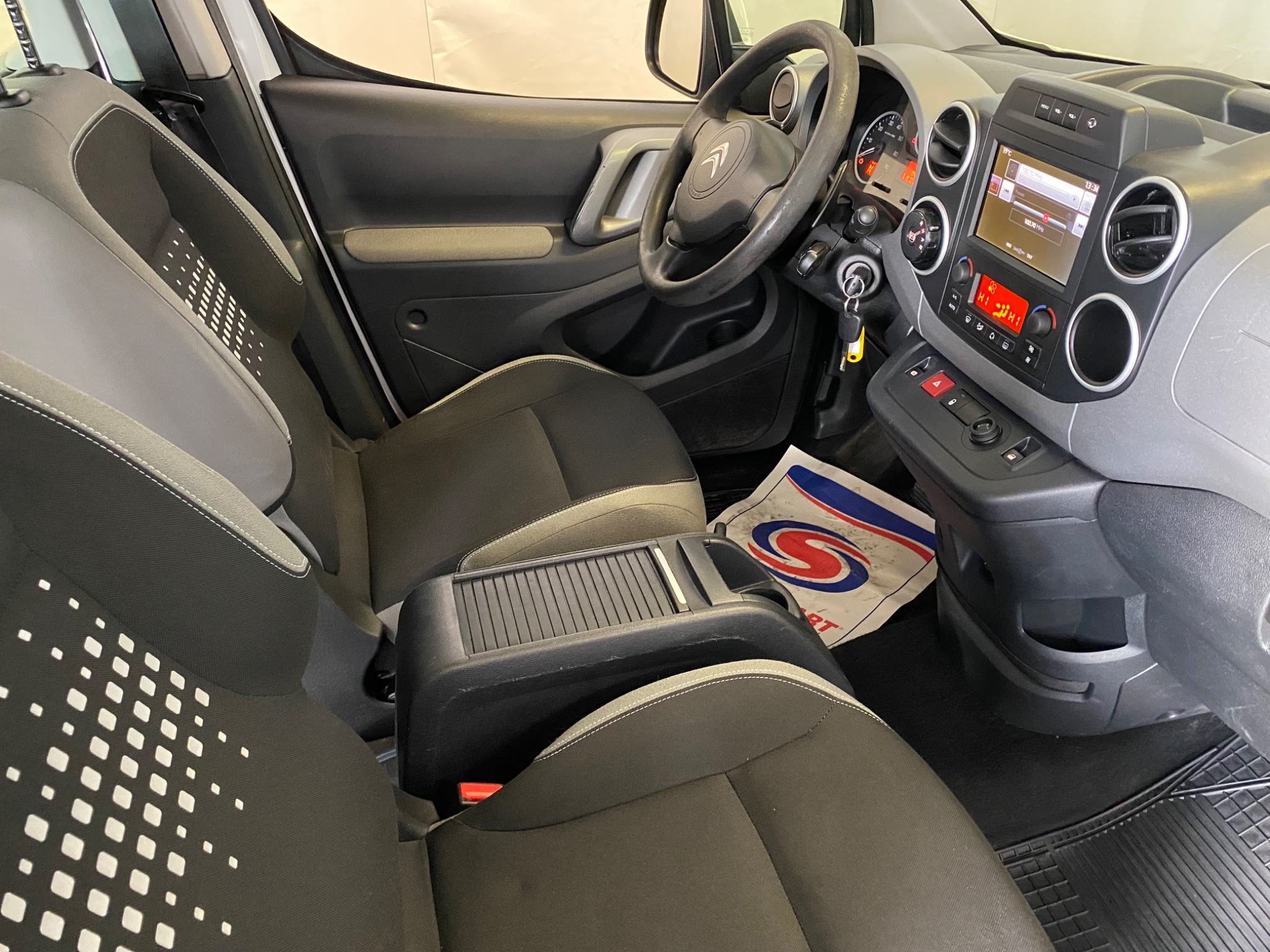 Citroen Berlingo 2016, bild 5/39