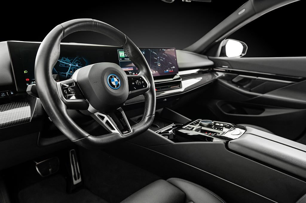 BMW 530e 2025 - miniatyr 16