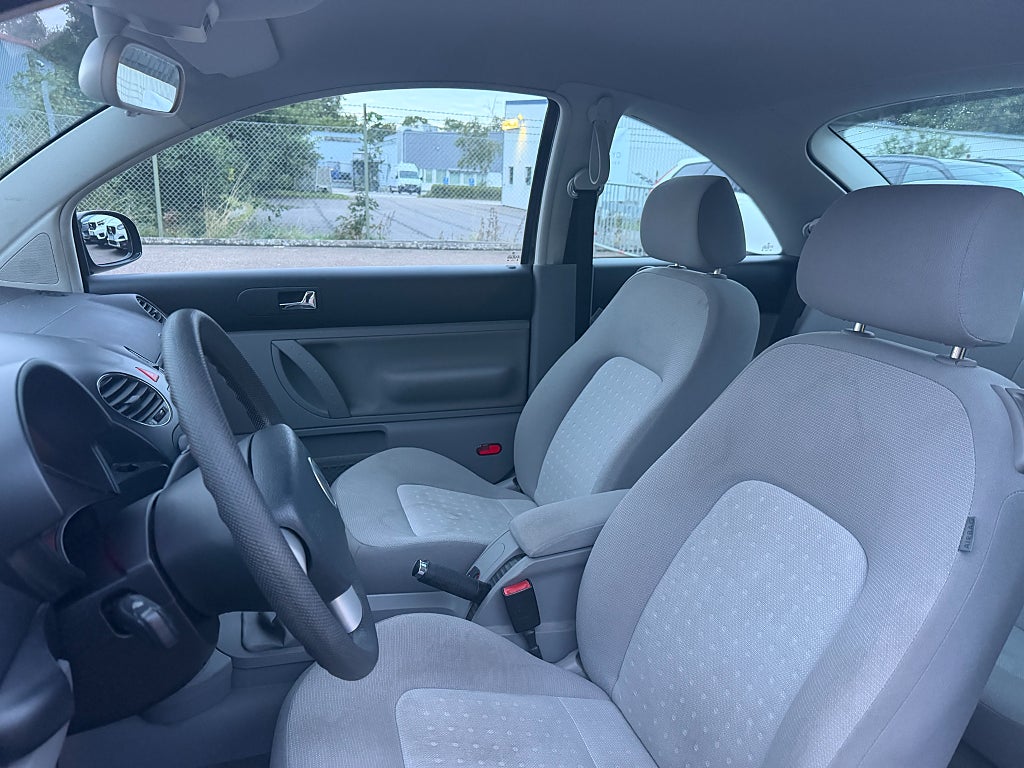 Volkswagen New Beetle Besiktigad 2026-06-17 - 1.6 Highline