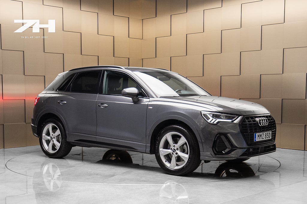 Audi Q3 45 TFSI e S Line Svart Optik / B&O / Kamera / Drag