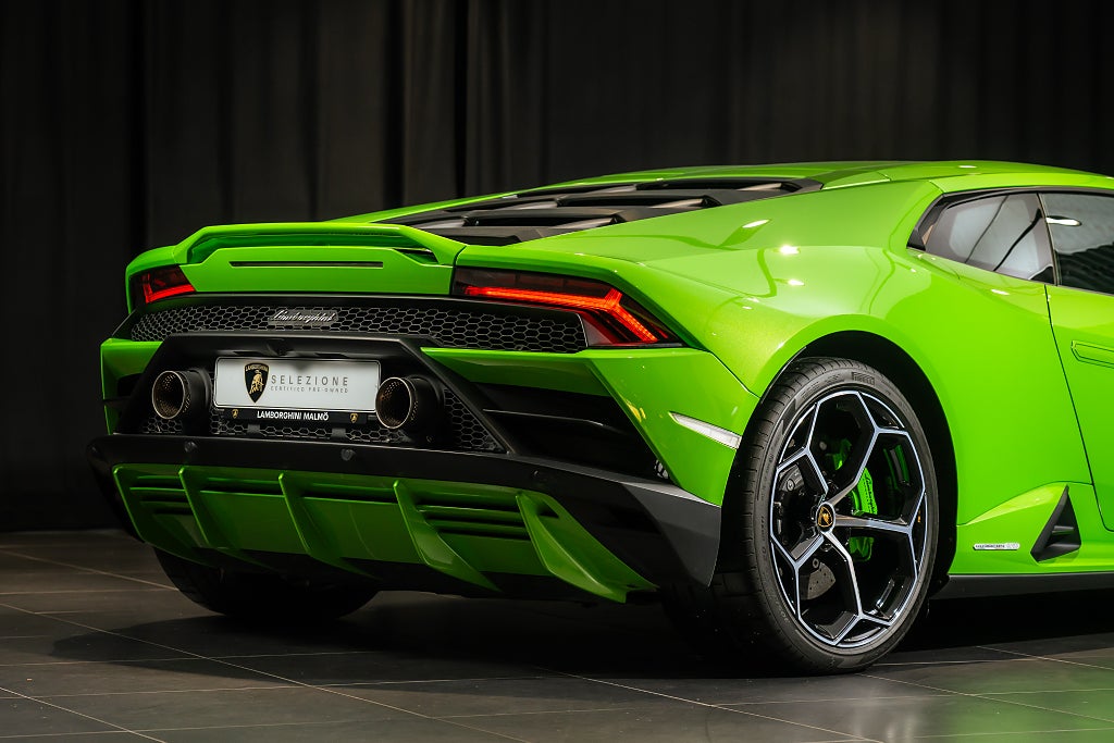 Gallery image 18 of 20