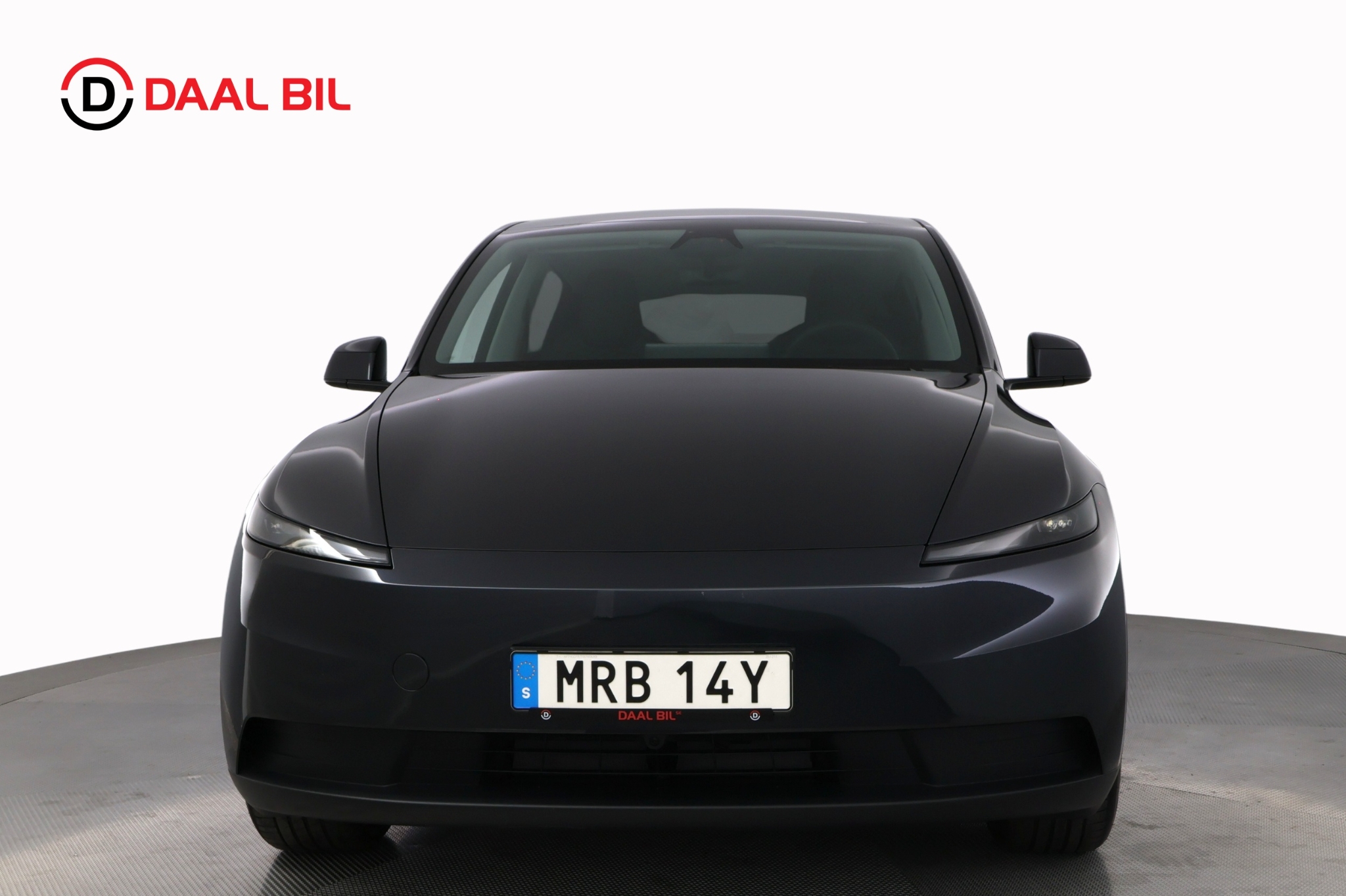 Tesla Model Y STANDARD RANGE RWD 299HK 2026, kuva 2/10