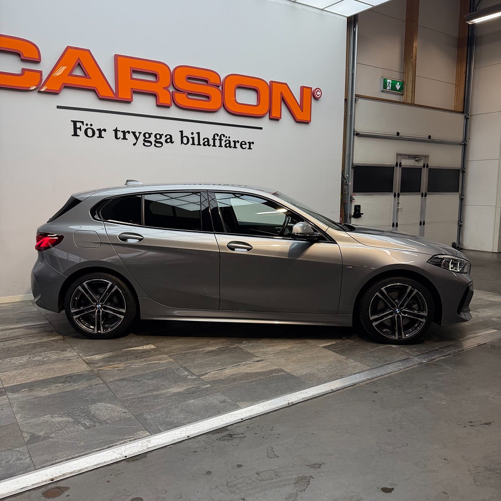 BMW 120d xDrive M Sport Backkamera HiFi Apple Carplay Dragkrok
