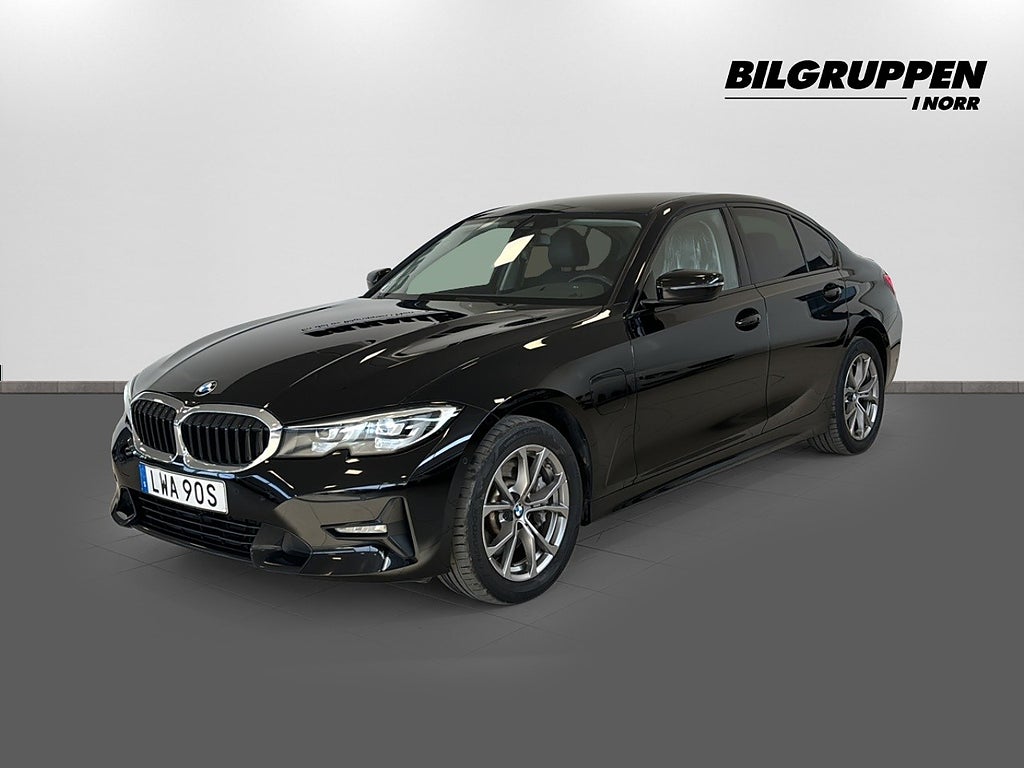 BMW 330e xDrive Sedan Steptronic Sport line (V-Hjul) 