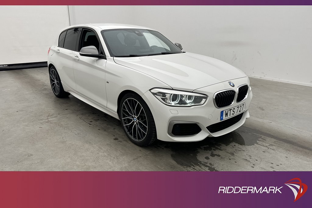 BMW M135 i xDrive 326hk Sportavgas H/K Sensorer Skinn