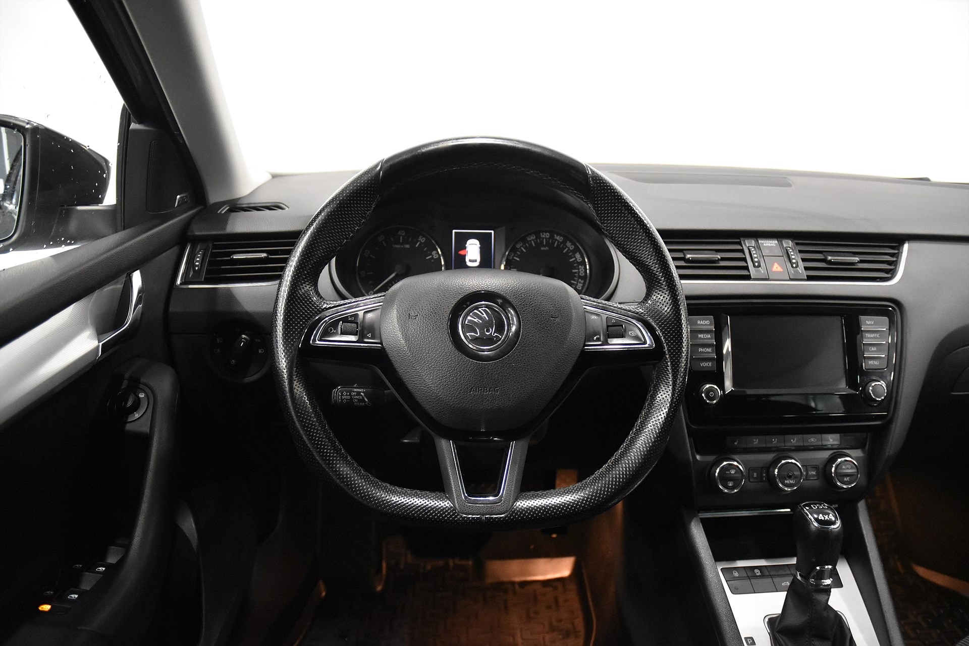 Skoda Octavia 1.8 TSI 4x4 Canton Drag 2017, kuva 2/10