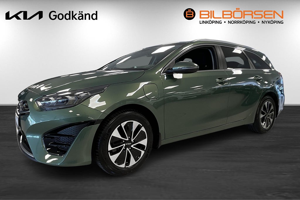 Kia Ceed SW Plug-in Hybrid Action