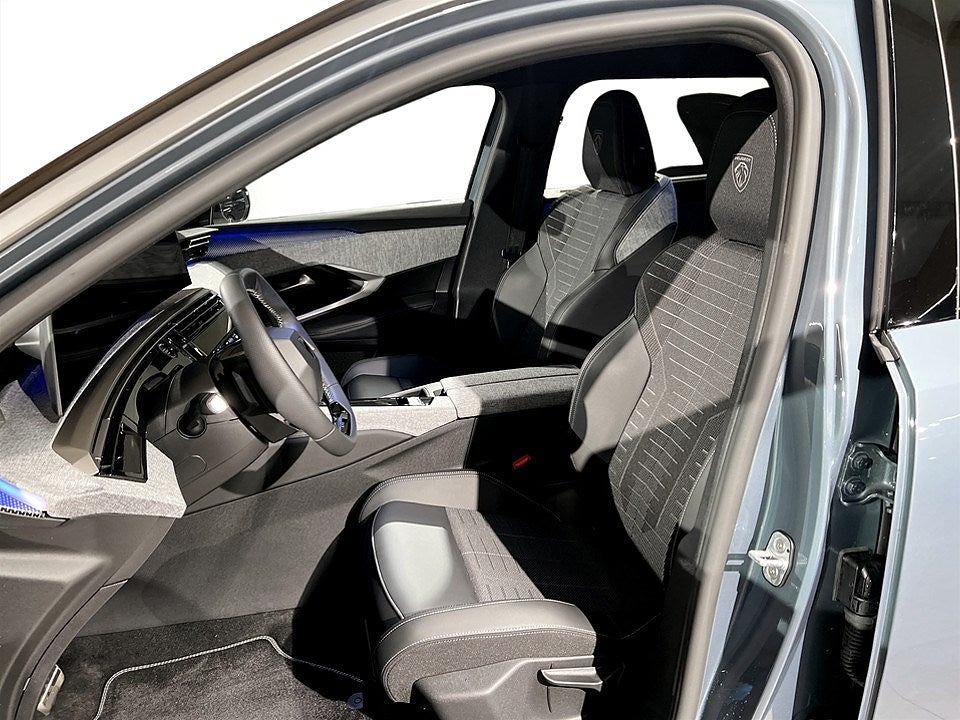 Bild på Peugeot 5008 GT Hybrid 145hk Aut - NAV,B-KAMERA,EL-BAKLUCKA