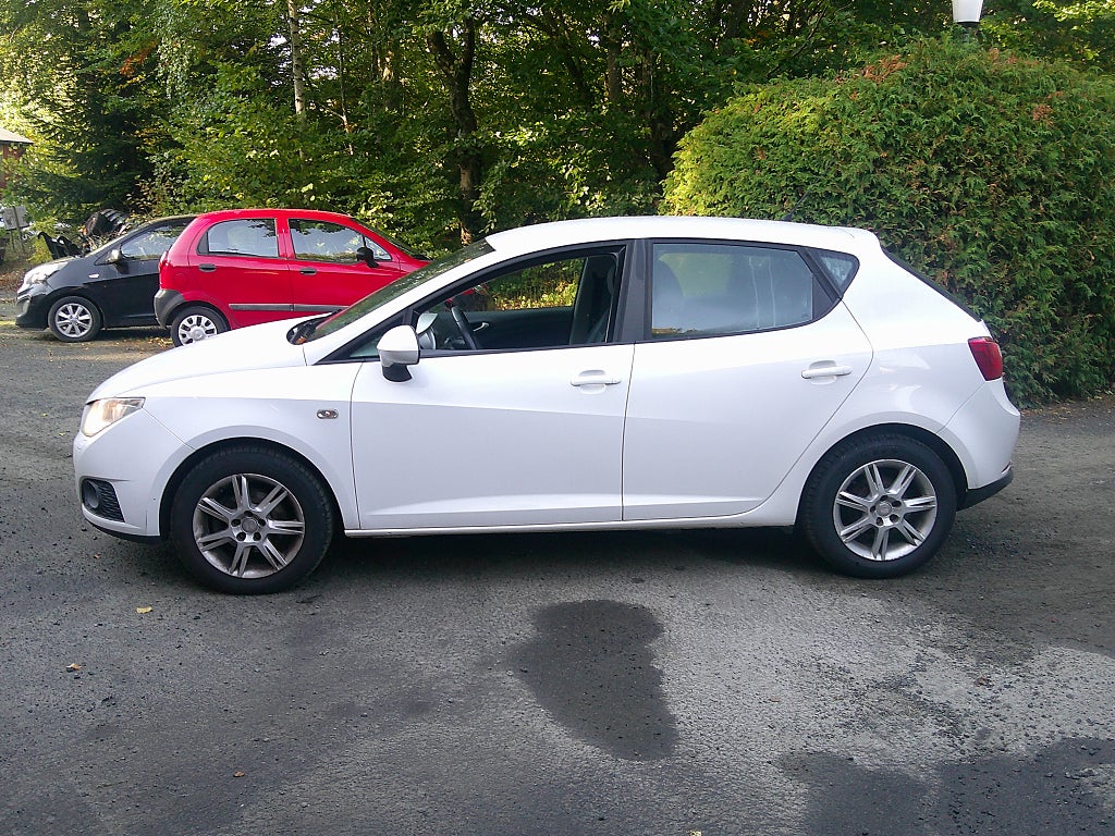 Seat Ibiza 5-dörrar 1.4 16v Style Euro 4