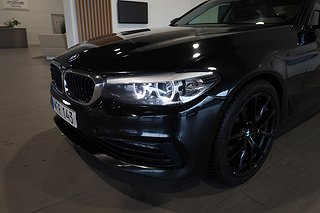 Sedan BMW 530 8 av 21
