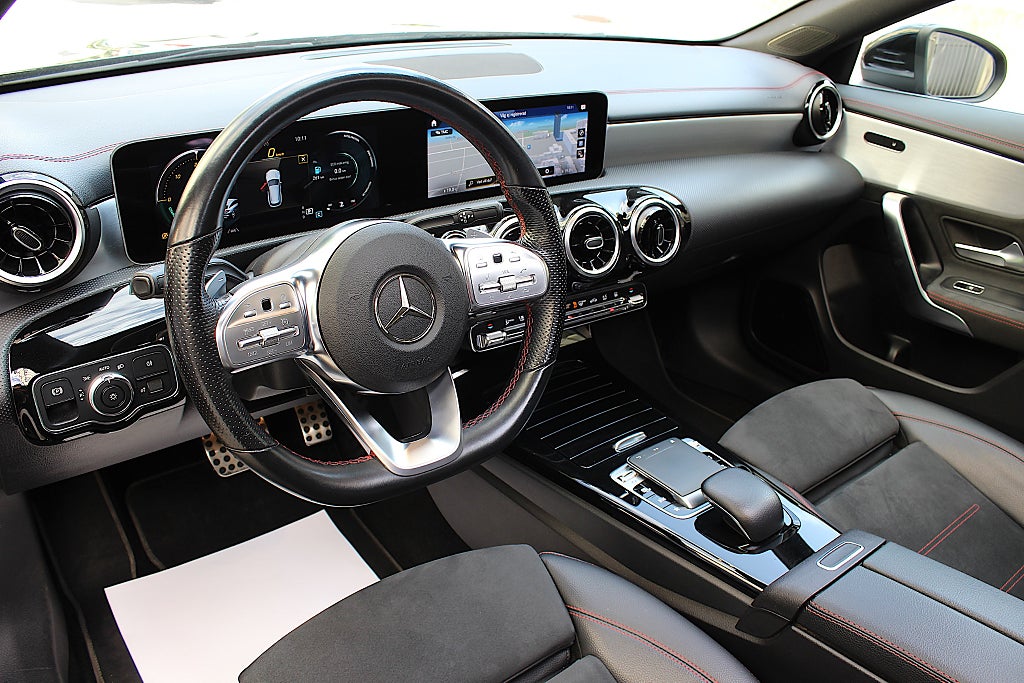 Mercedes-Benz CLA200 d 2020 - miniatyr 35