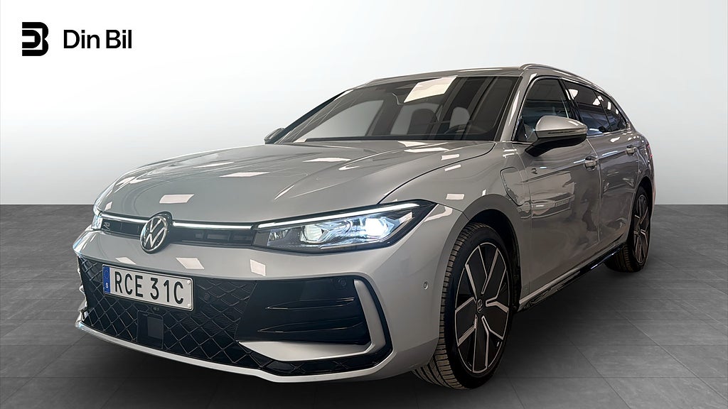 Volkswagen Passat Sportscombi R-Line eHybrid Edition/Panorama/Drag
