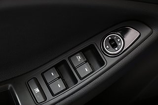 Halvkombi Hyundai i20 14 av 19
