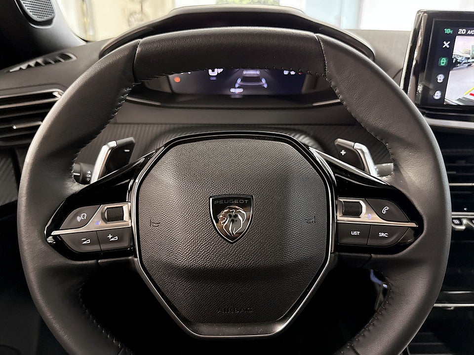 Bild på Peugeot 2008 Allure 1.2 PT 130hk Aut B-KAMERA CARPLAY