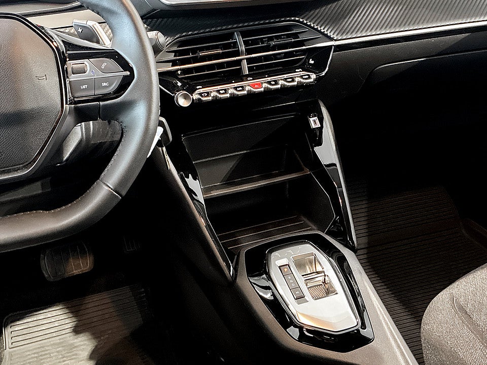 Bild på Peugeot 208 Style Hybrid 100hk Aut CARPLAY BACKSENSORER