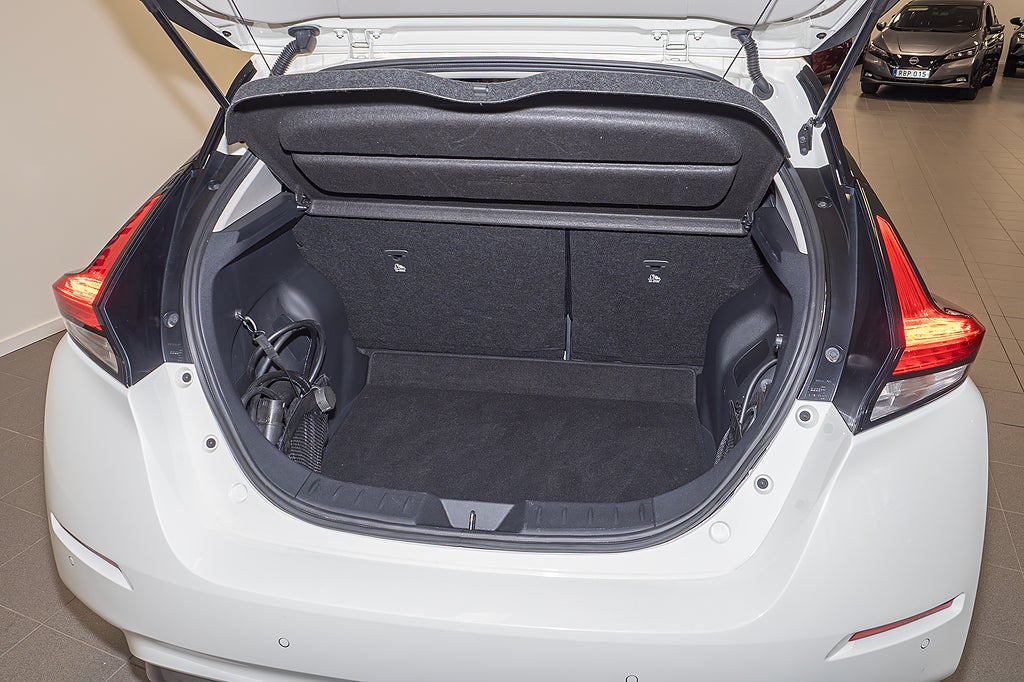 Nissan Leaf 2022 - miniatyr 7
