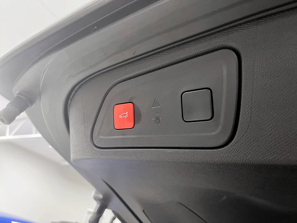 Bild på Citroën C5 Aircross Shine 1,2 PT 130hk Aut - B-KAMERA,ELSTOL,EN ÄGARE