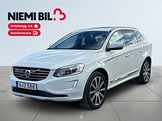 Volvo XC60 D4 AWD Geartronic Drag/Kamera/P-Värm/Pano/Skinn/S&Vdäck – bild 1