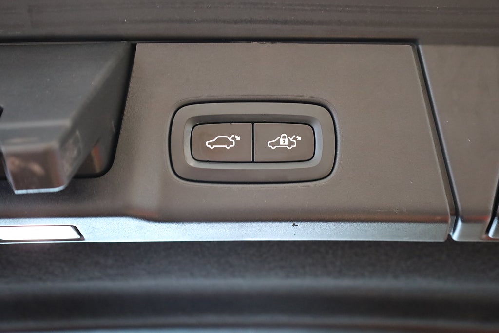 Volvo V90 D4 Geartronic Advanced Momentum VOC Läder Rattvärme