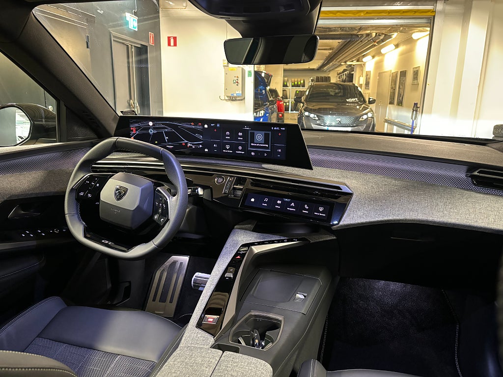 Bild på Peugeot 3008 GT HYBRID 136hk e-DSC 