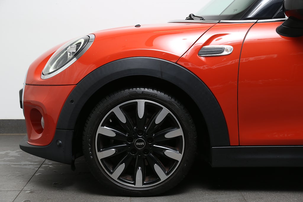 MINI Cooper 3-dörrars 136hk Aut Panorama Motorvärmare 2021