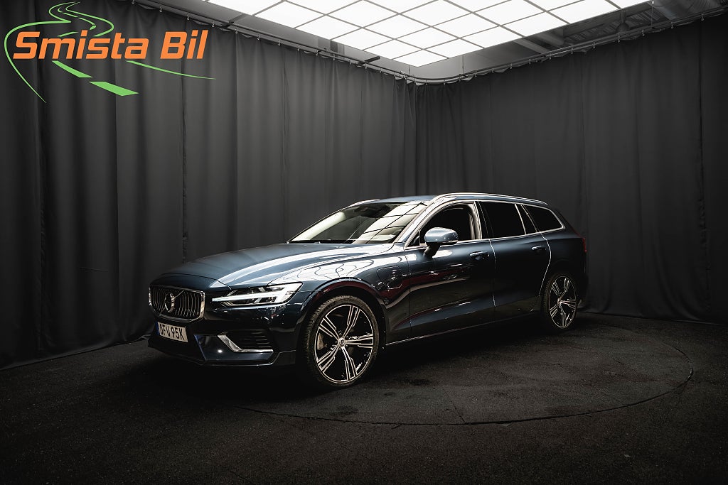 Volvo V60 Recharge II T6 AWD Inscription LÄDER DRAG KAMERA MOMS 350hk