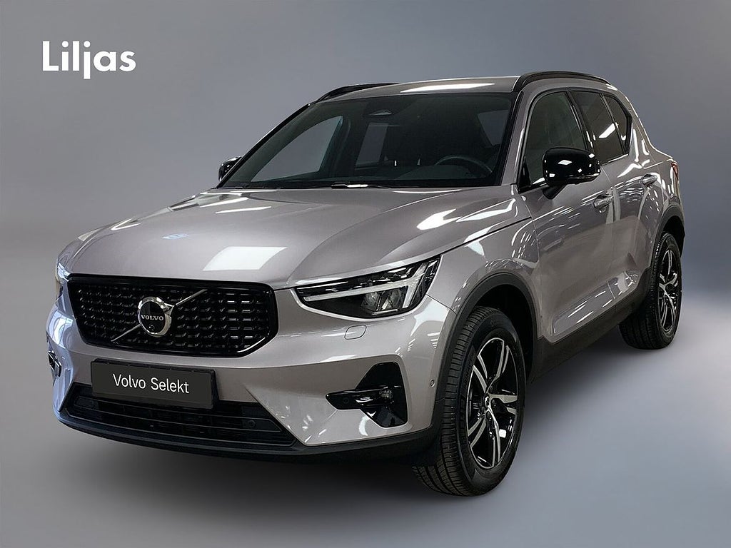 Volvo XC40 B3 FWD Bensin Plus Dark//360-Kamera//Harman Ka...