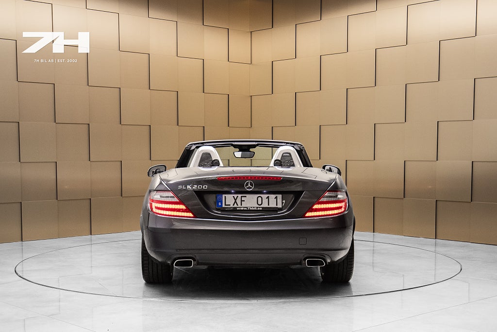 Mercedes-Benz SLK200 200 / Airscar / Massage / Läder / Nyservad