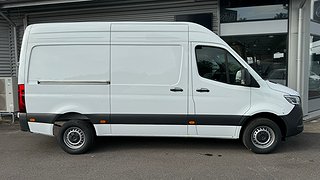 Transportbil - Skåp Mercedes-Benz Sprinter 9 av 22
