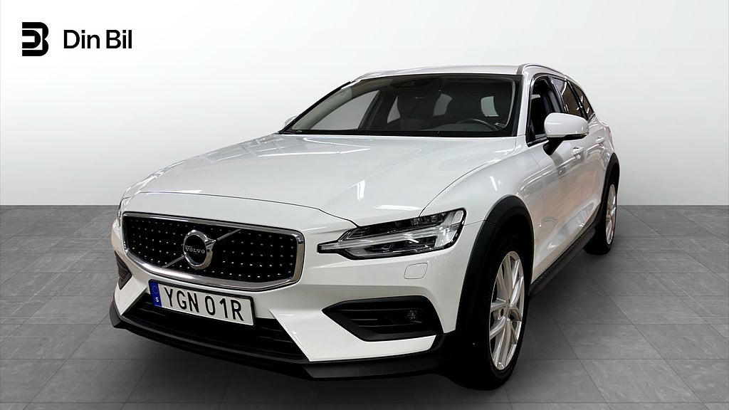 Volvo V60 Cross Country D4 AWD 190hk/Momentum/Vinterhjul+nya sommardäck