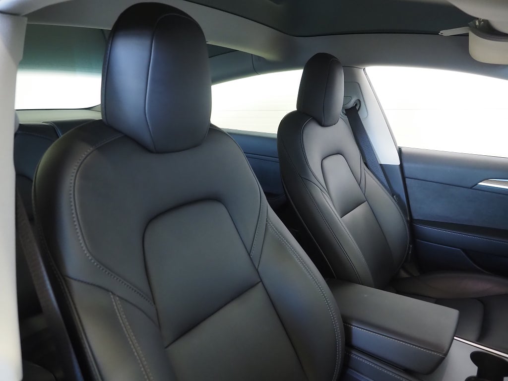 Tesla Model 3 Standard Range 283hk Dragkrok Pano Kamera Navi Moms 2023