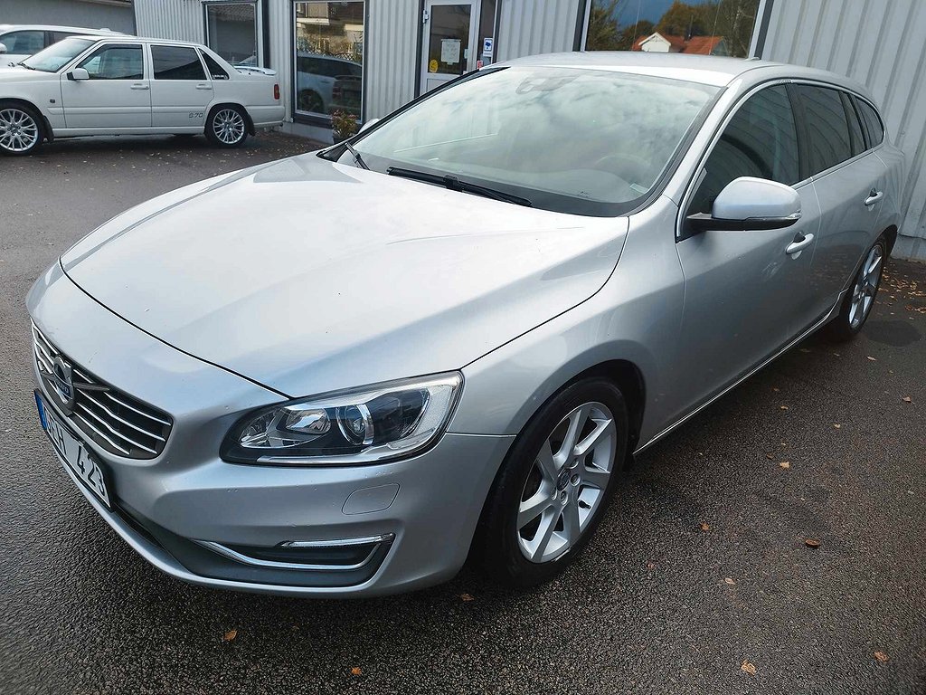 Volvo V60 D5 Momentum Euro 5