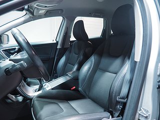 SUV Volvo XC60 11 av 22