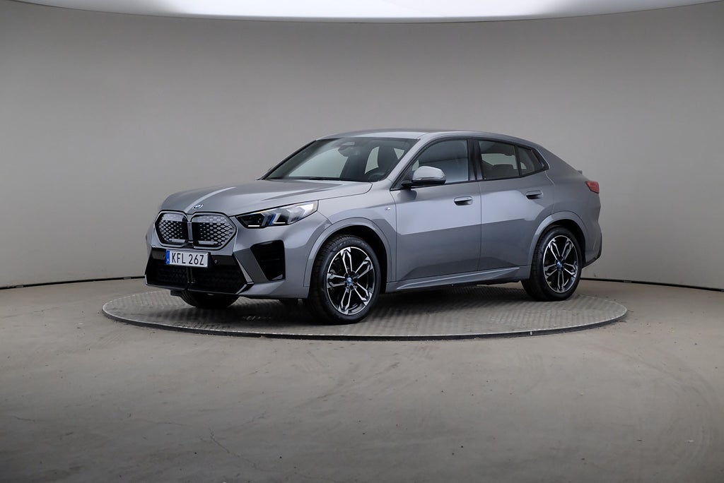BMW iX2 xDrive30e M Sport Premium Drag