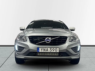 Volvo XC60 D4 AWD Automat R-Design Kamrem Bytt/Kamera/Drag/S&VDäck – bild 2