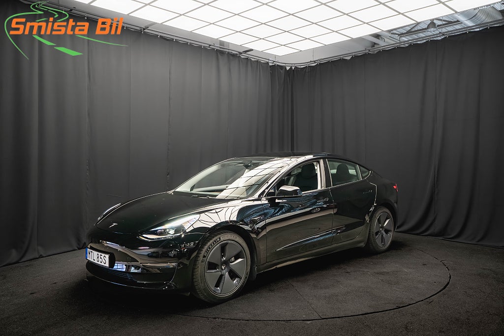 Tesla Model 3 Long Range AWD LÅGMILAD DRAG PANO LÄDER 1-ÄGARE MOMS