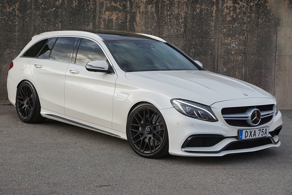 Mercedes-Benz C63 T AMG 476hk|Pano|Burmester|360°|HuD|SE SPEC|