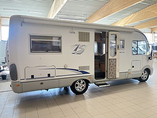 Husbil-integrerad Bürstner I 685 3 av 24
