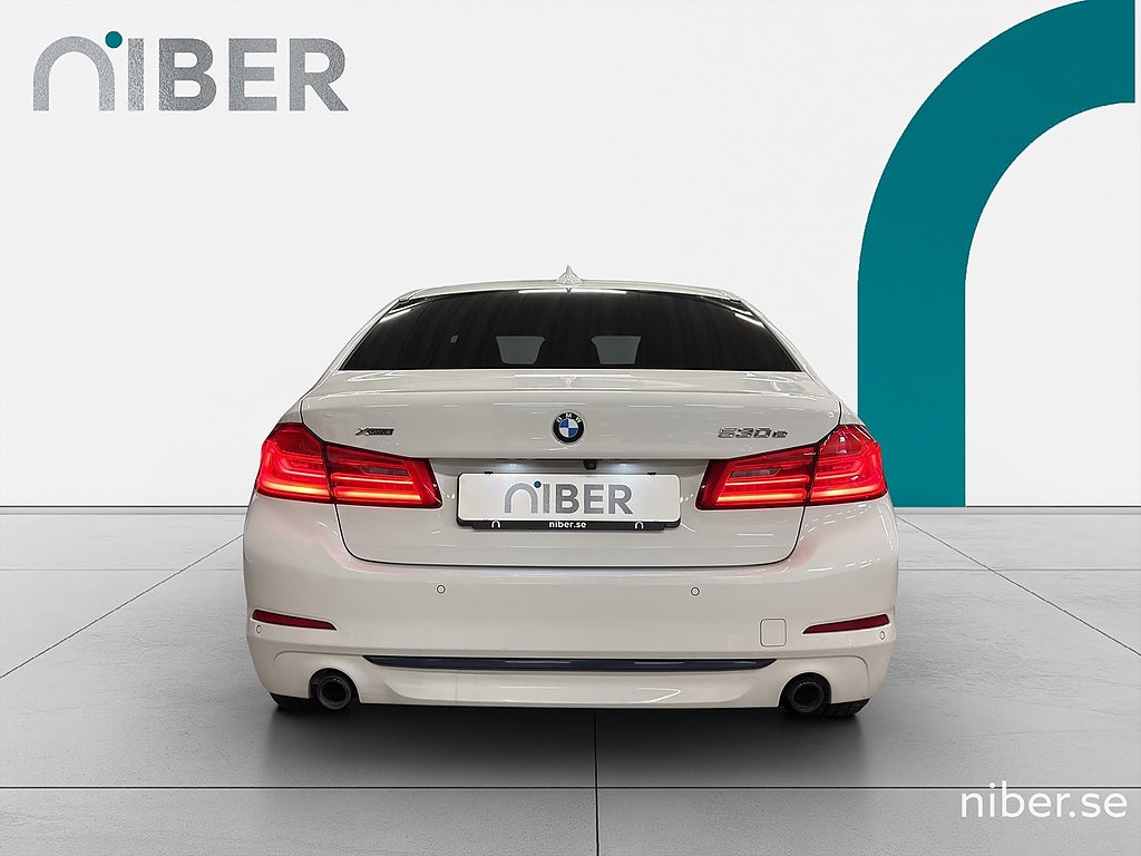 BMW 530e xDrive, Sportline, 2 brukare, Nyservad