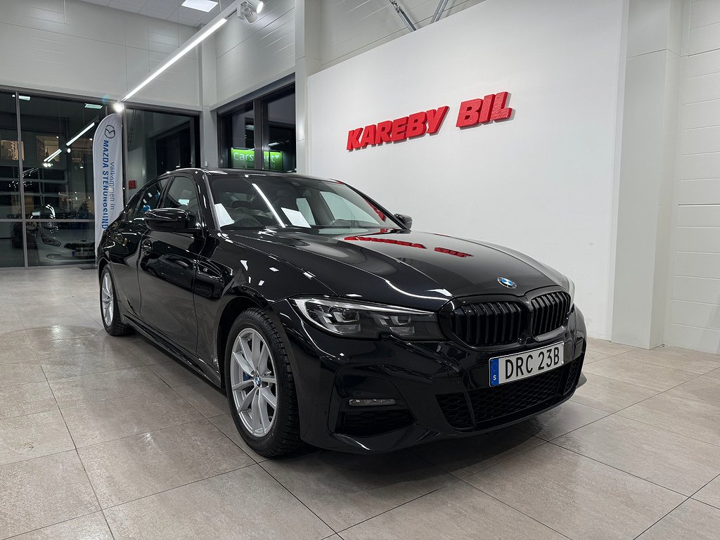 BMW 330 i xDrive Sedan | M Sport | M-Värmare | NAVI | 