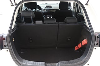 Halvkombi Mazda 2 22 av 23