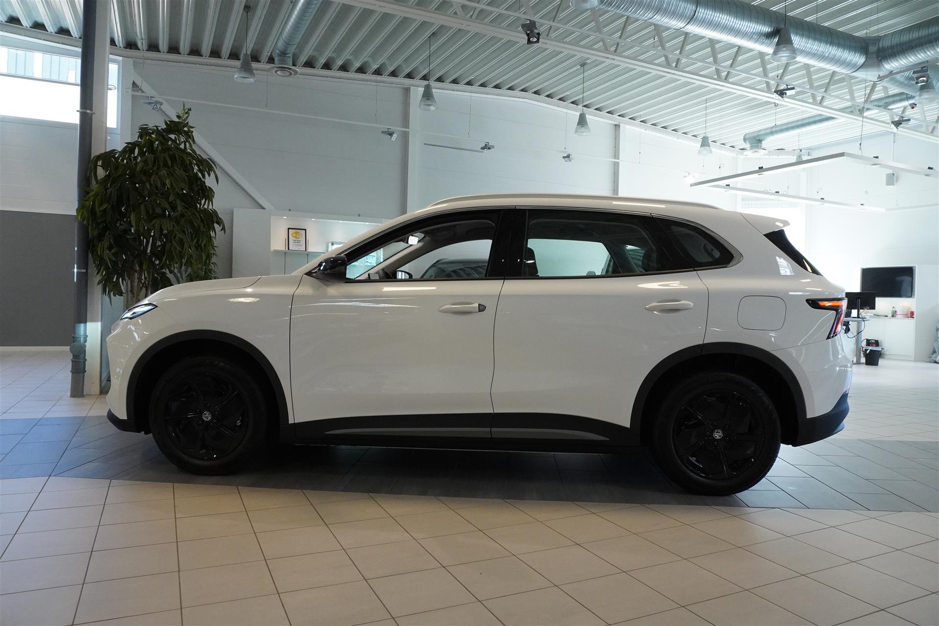 MG S5 EV Standard Range 2025, bild 3/37